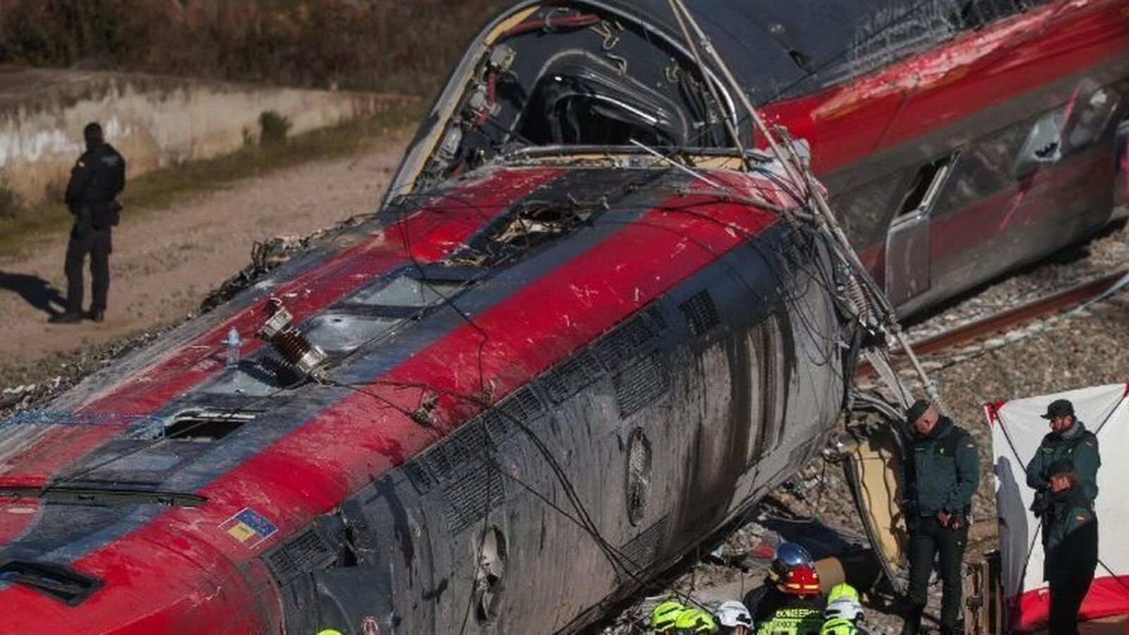 Suspendido el homenaje laico por Adamuz tras el rechazo mayoritario de las familias de las víctimas