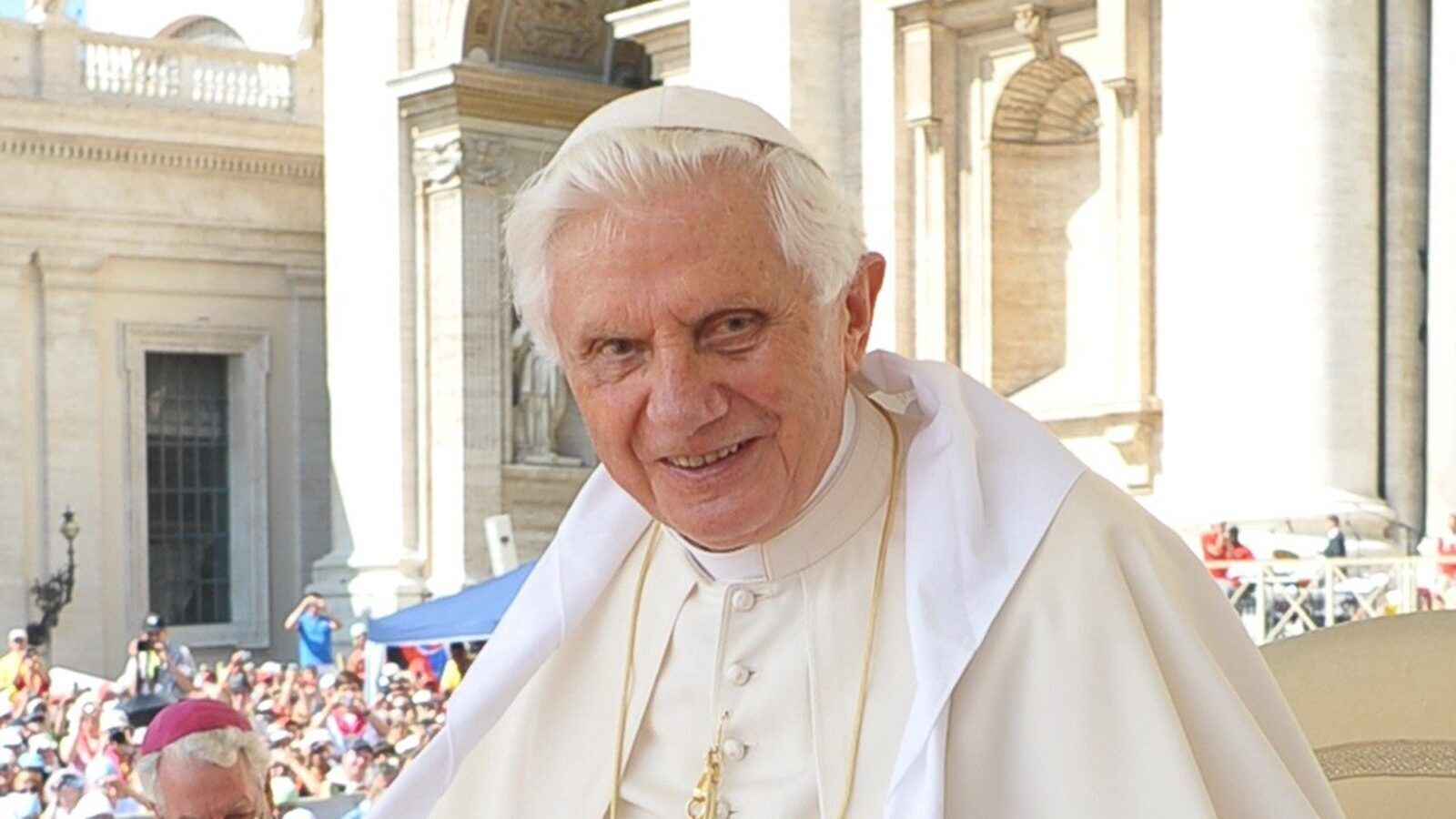 Un nuevo libro publica una carta inédita de Benedicto XVI escrita en sus últimos años