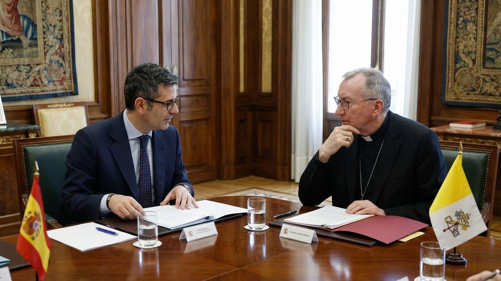 Parolin y Bolaños fuerzan el cierre del pacto de abusos