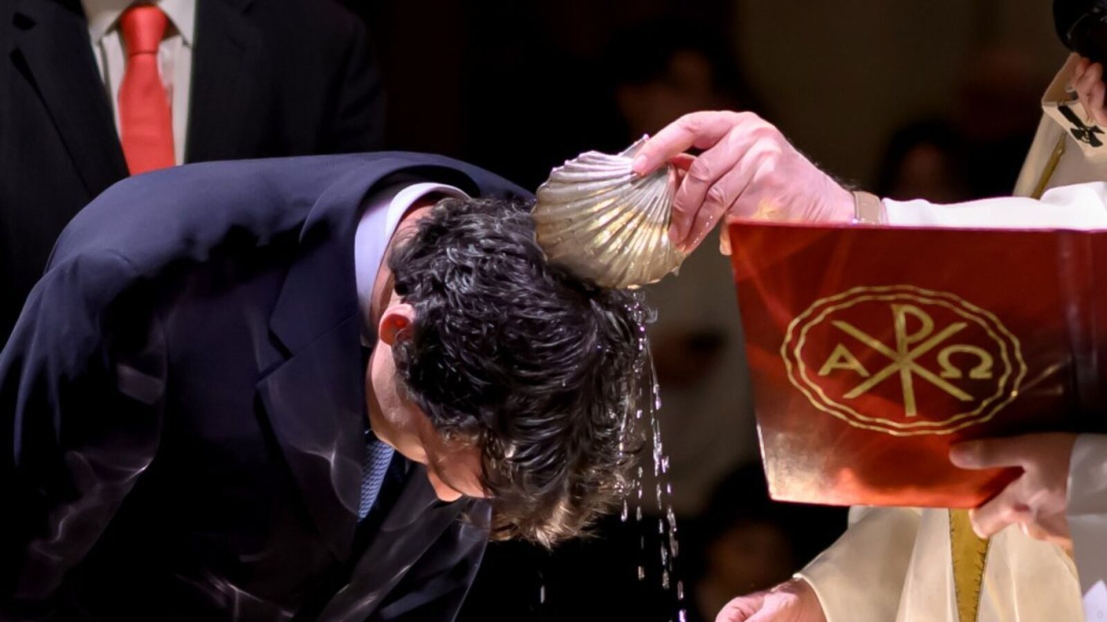 Aumentan con fuerza los adultos que piden el bautismo en los Estados Unidos