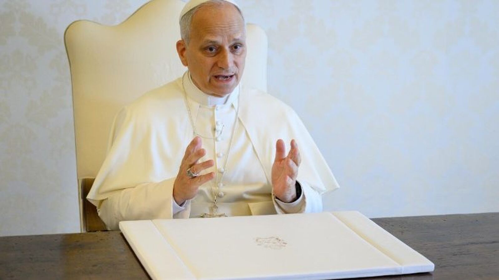 León XIV escribe a los cardenales: 