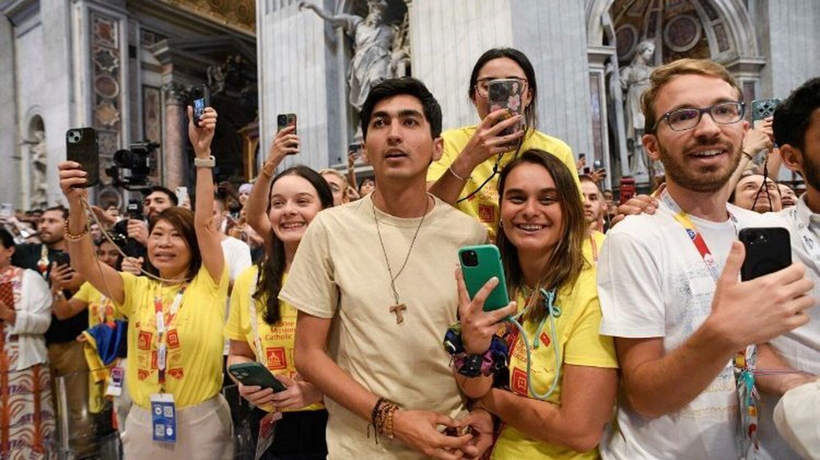 La fe se hace viral: así crecen los influencers católicos entre los jóvenes