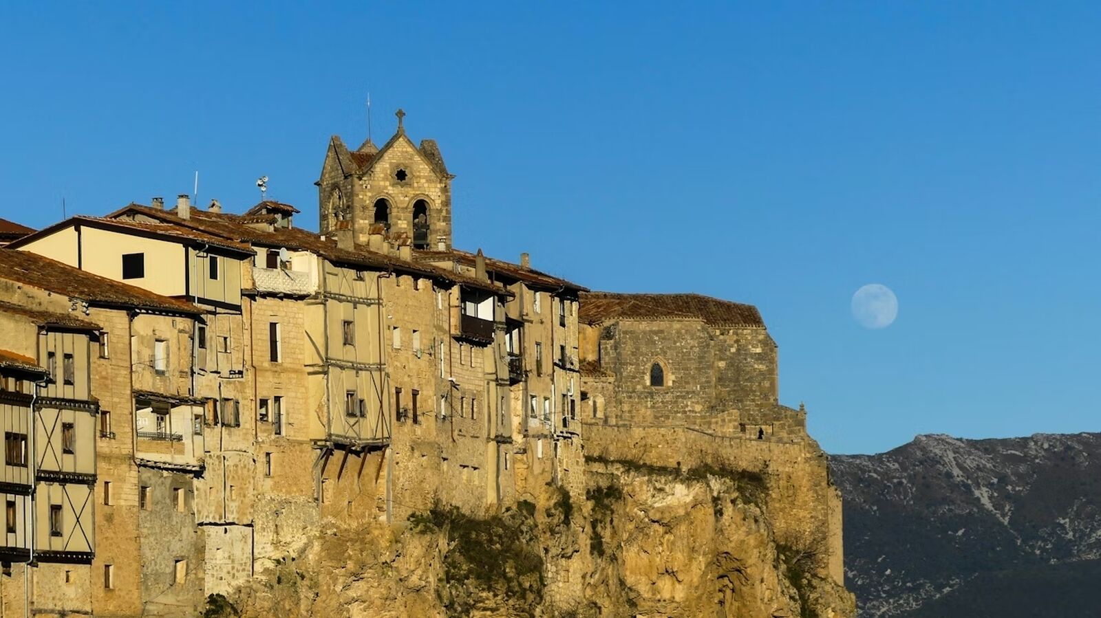 Lugares únicos en Castilla y León: monasterios donde el tiempo se detiene