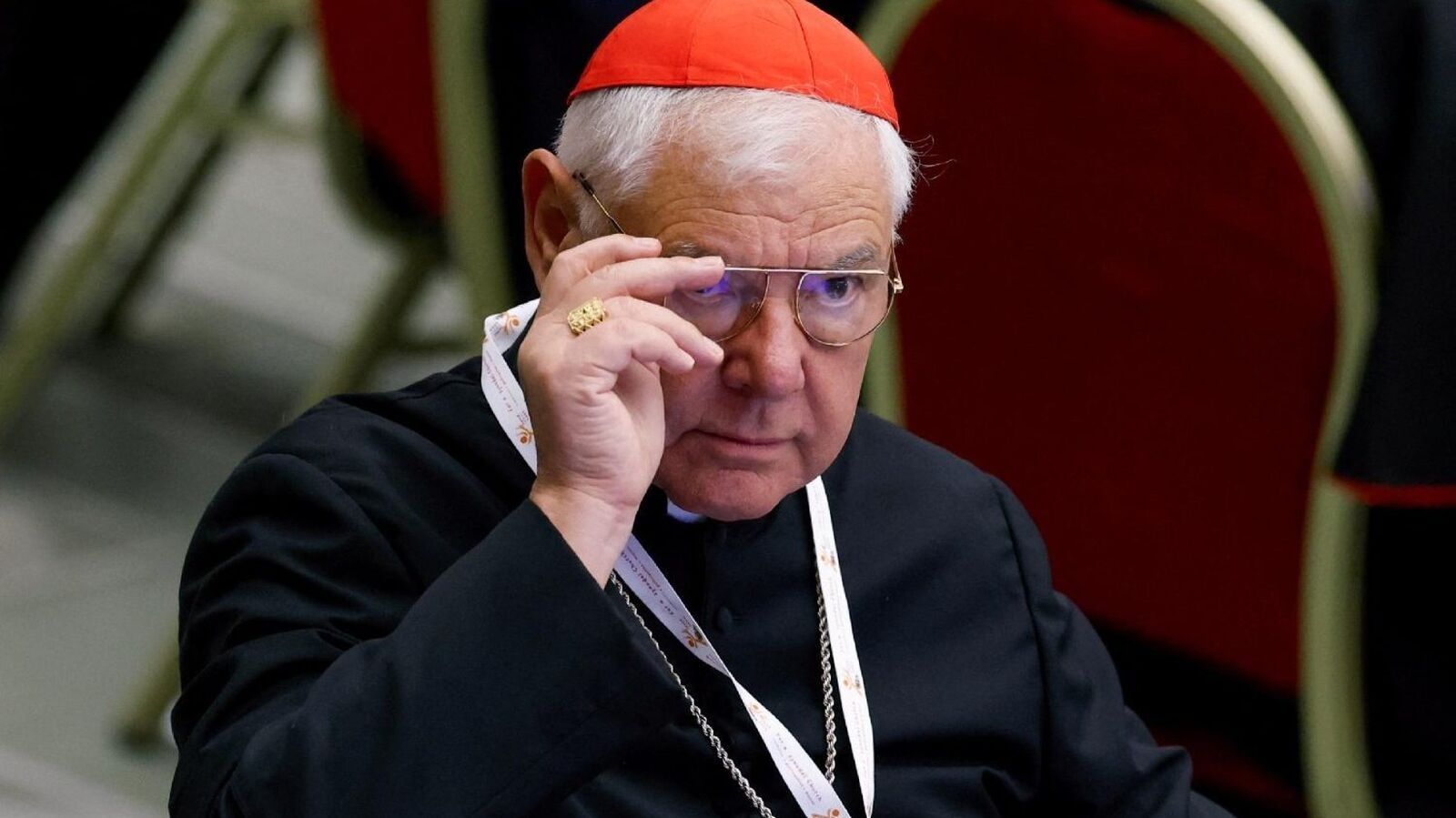 El cardenal Müller niega que la economía influyera en la elección del Papa