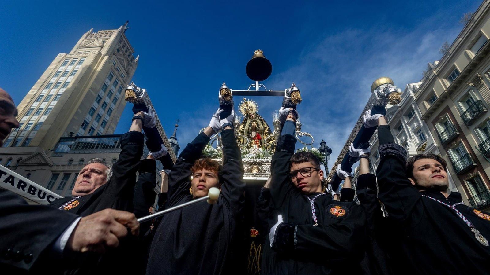 Qué son los oficios del Viernes Santo y en qué consisten