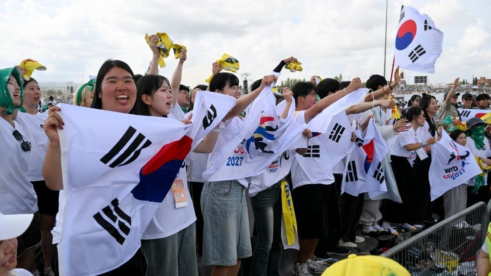 Las JMJ de Seúl 2027 ya tienen patronos: Juan Pablo II y Carlo Acutis entre ellos