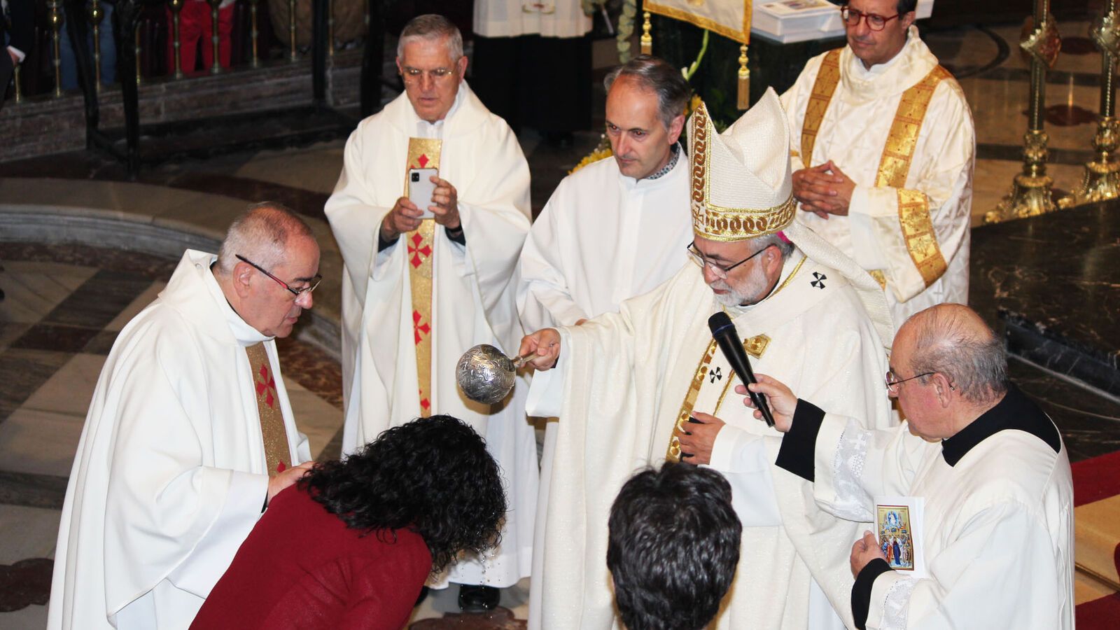 372 adultos darán un paso de fe en la Catedral de Oviedo
