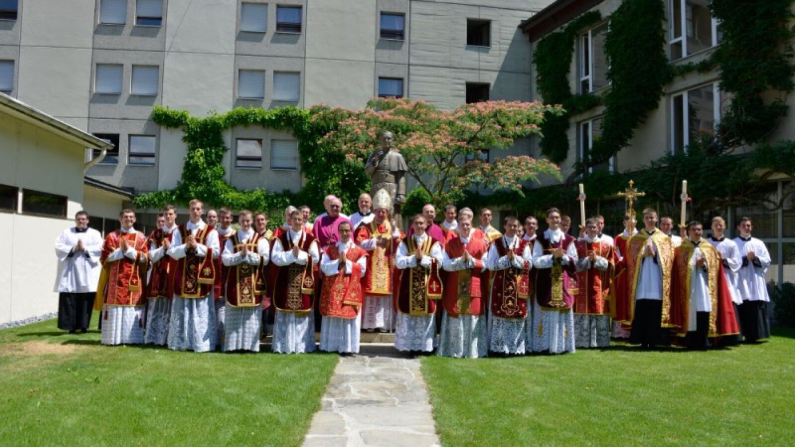 La Sociedad de San Pío X anuncia cuatro consagraciones episcopales