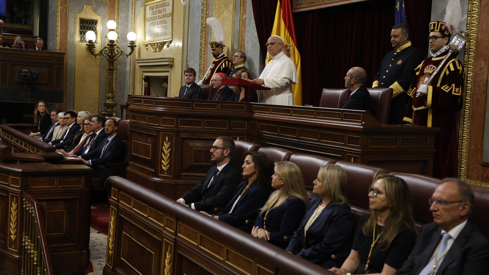 intervencion del papa leon en el parlamento espanol