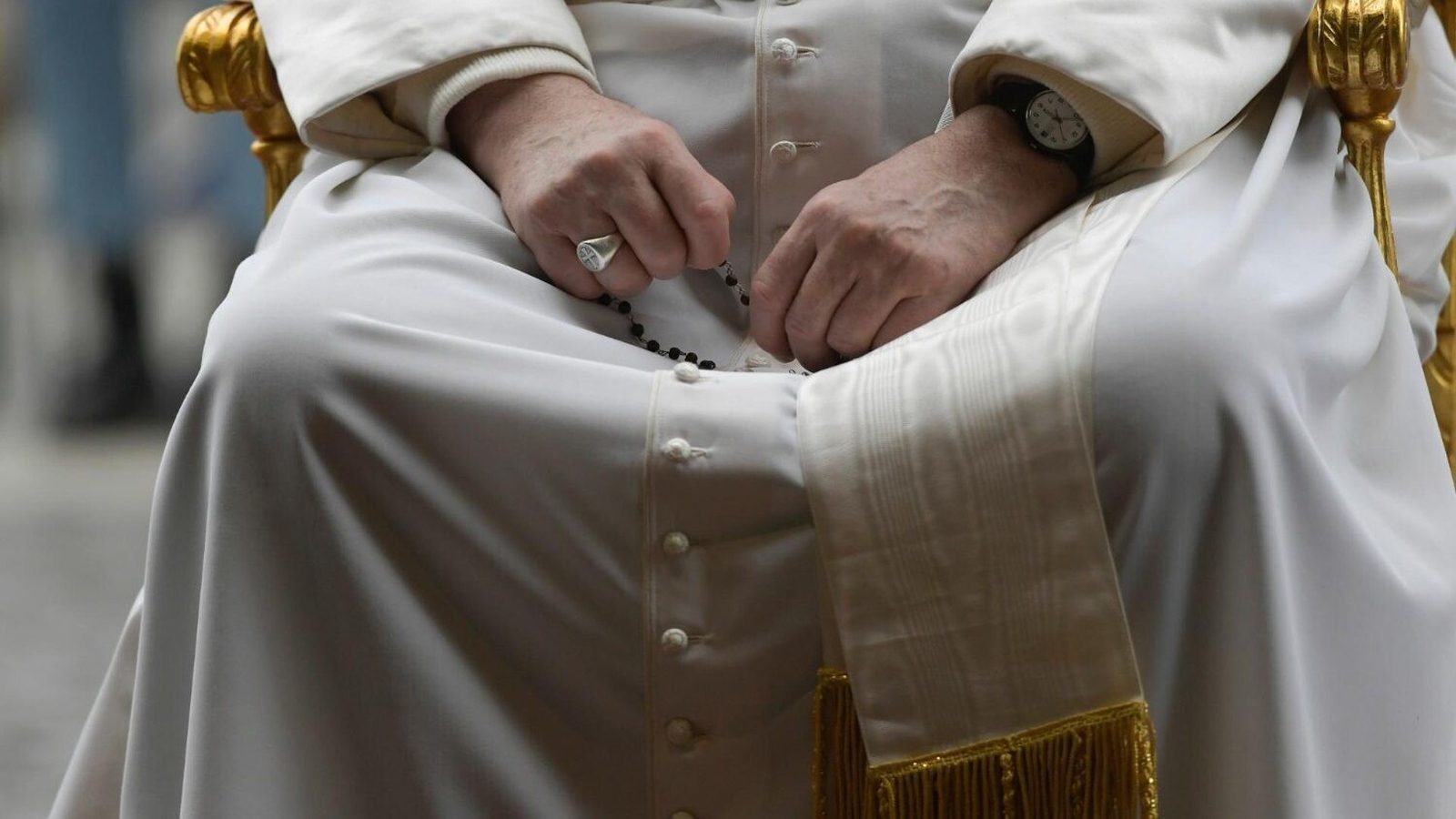 El obispo de Aberdeen excomulga a un sacerdote sedevacantista