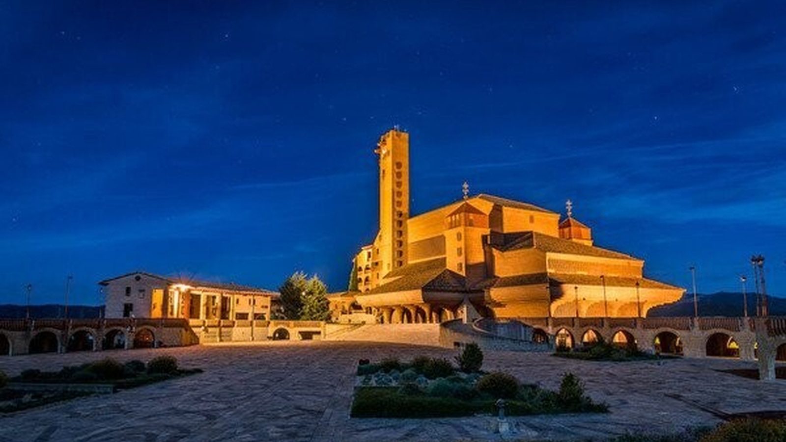 El obispo de Barbastro-Monzón sueña con Torreciudad como faro evangelizador