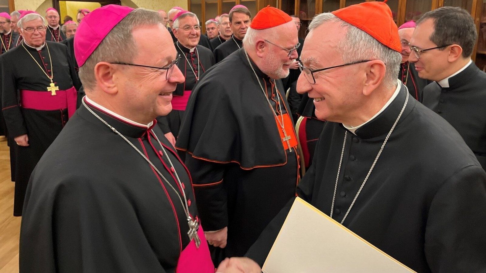 La paradoja de la Iglesia alemana: más bautismos y menos fieles