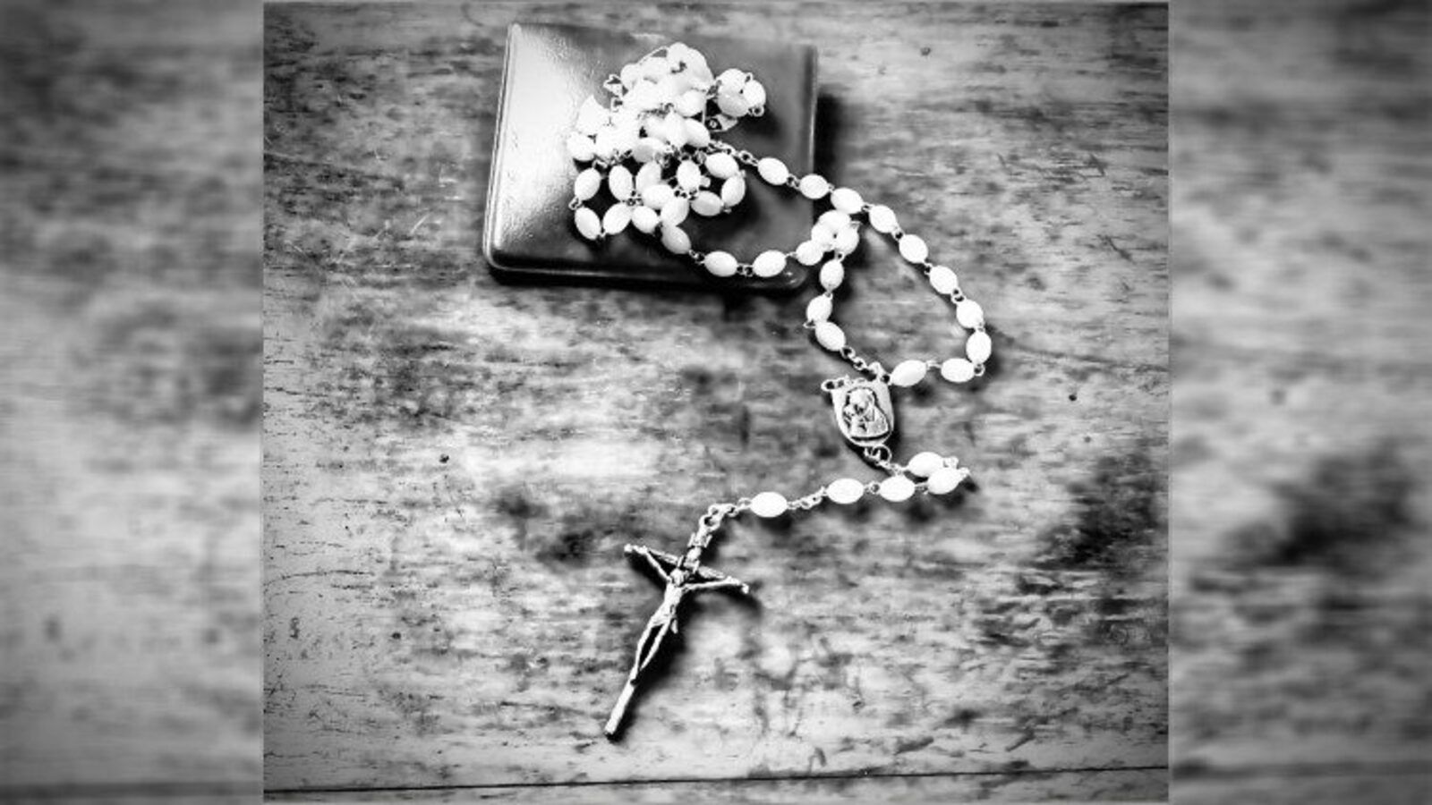 Sacerdote nigeriano asesinado a machetazos en una carretera