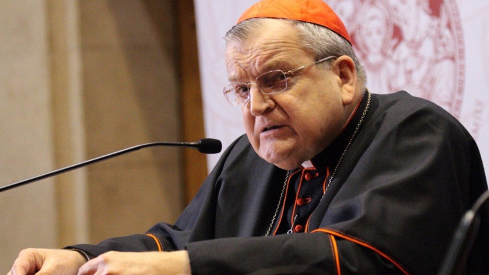 Burke reivindica el auge de la Misa Tradicional entre los jóvenes