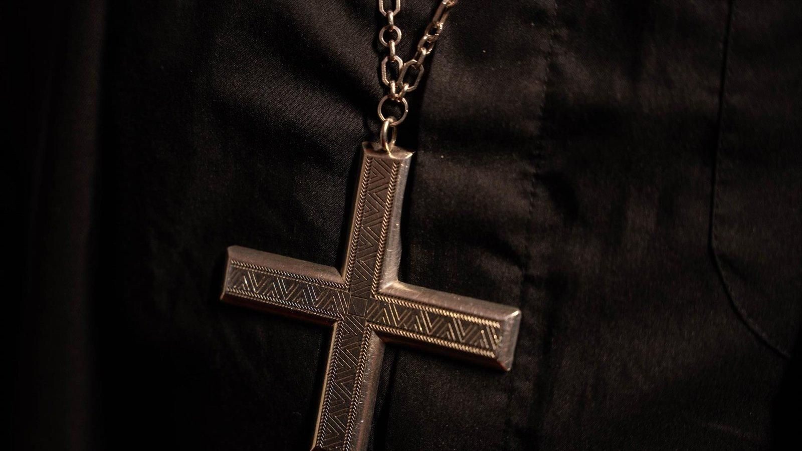 Un sacerdote exorciza durante tres días el rancho de Epstein