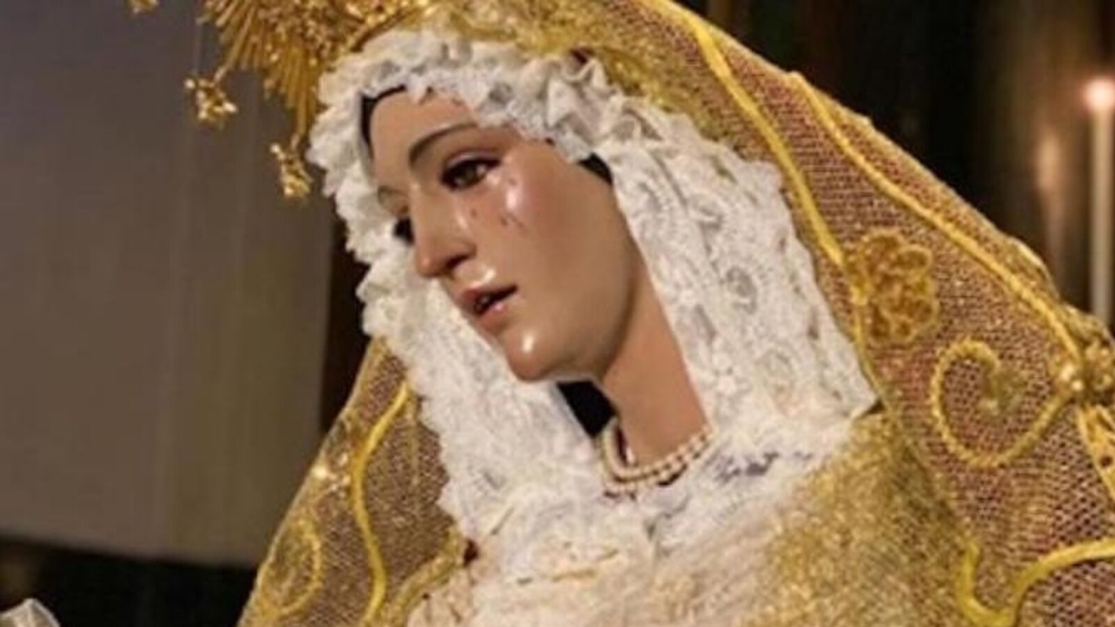 Madrid celebra el besamano a la Virgen del Dulce Nombre