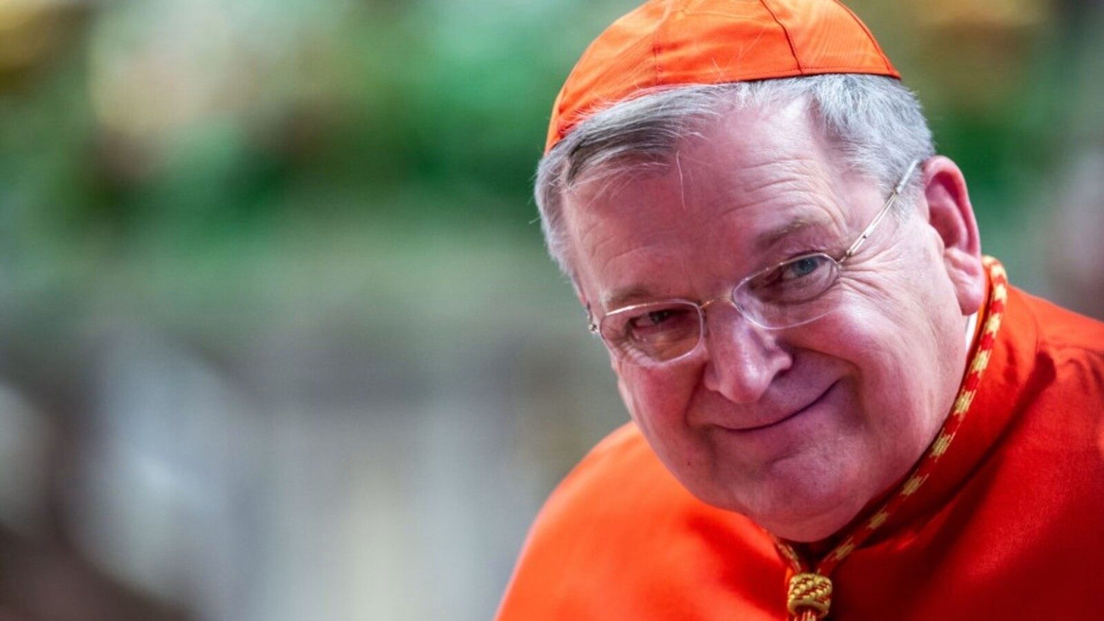 El cardenal Burke alerta de que los ataques del demonio "no cesan"