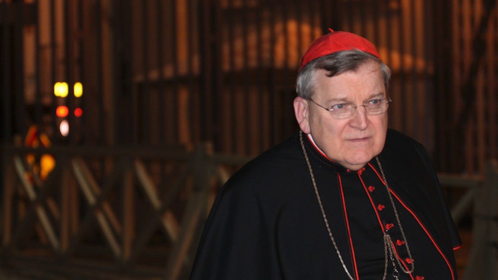 El cardenal Burke rezará un rosario en el centro de Ámsterdam