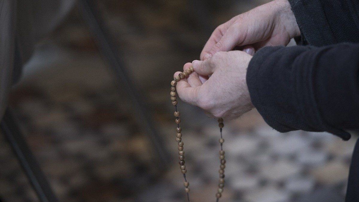 Cupich reinstala al padre Pfleger tras ser exonerado de abuso sexual