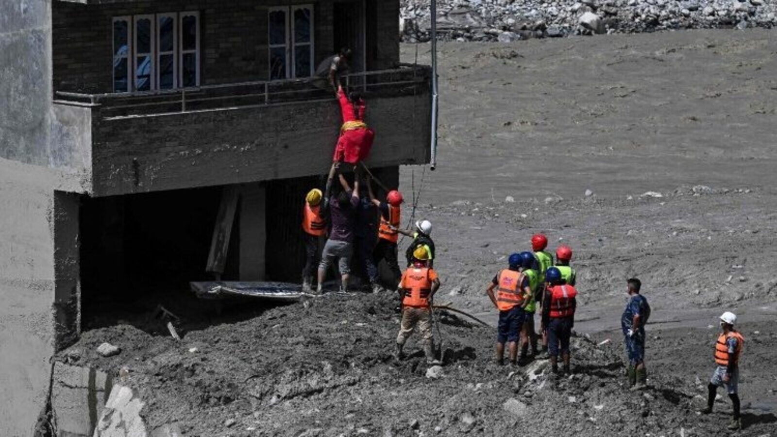 Cáritas se moviliza en Nepal tras las inundaciones que dejan 919 muertos