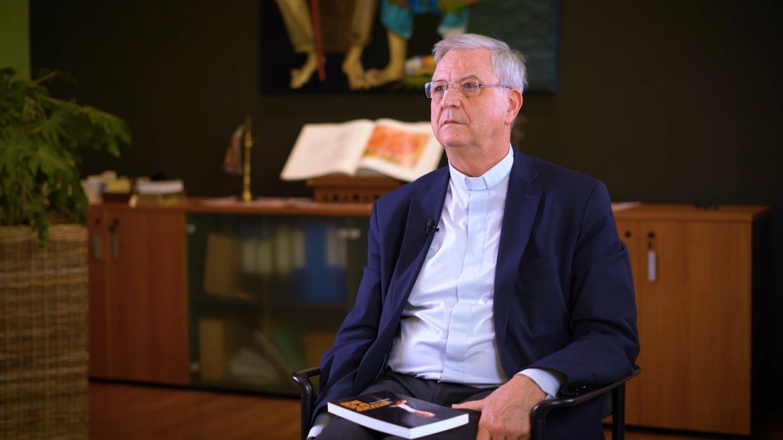 El obispo de Amberes forma a hombres casados para ordenarlos sacerdotes