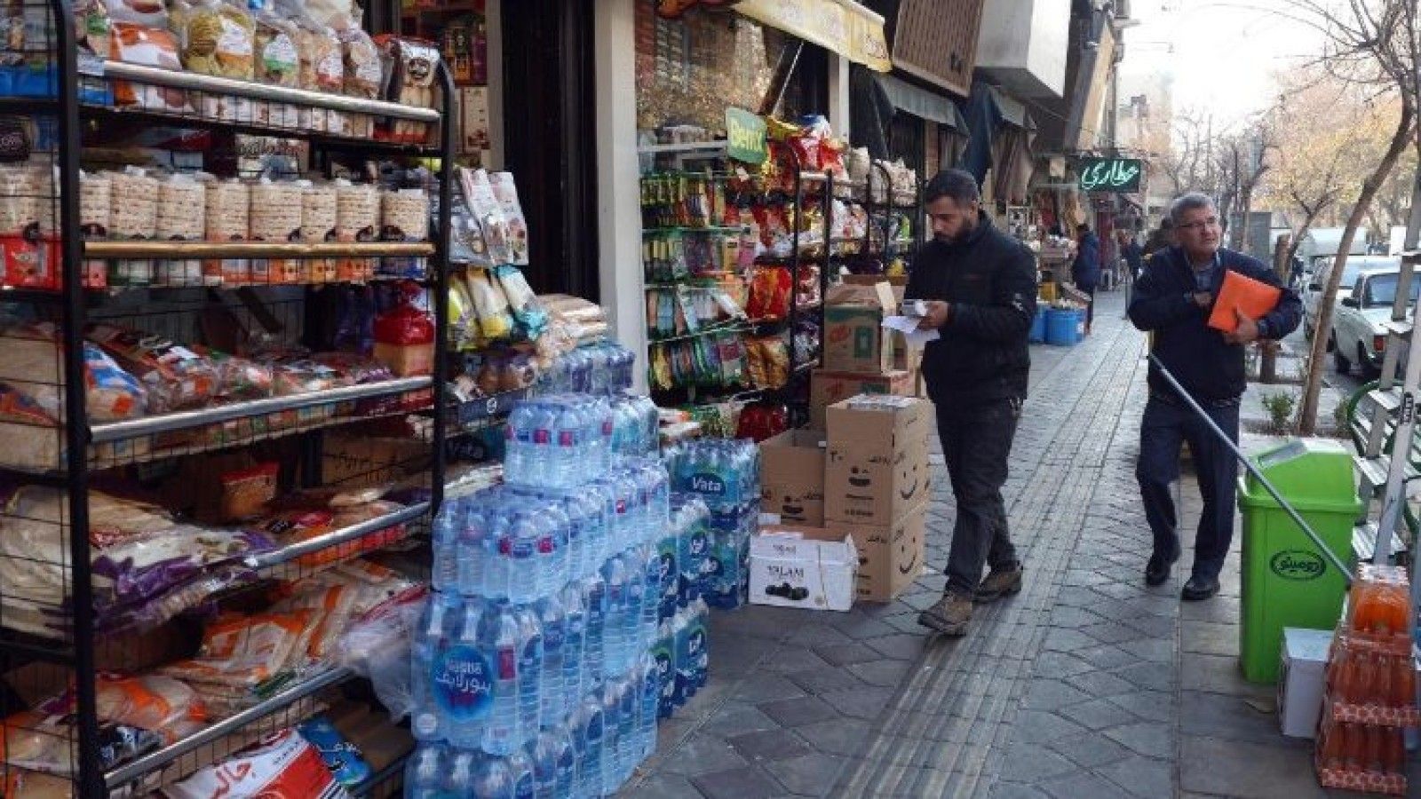 Las protestas en Irán se extienden a 17 provincias y dejan 35 víctimas