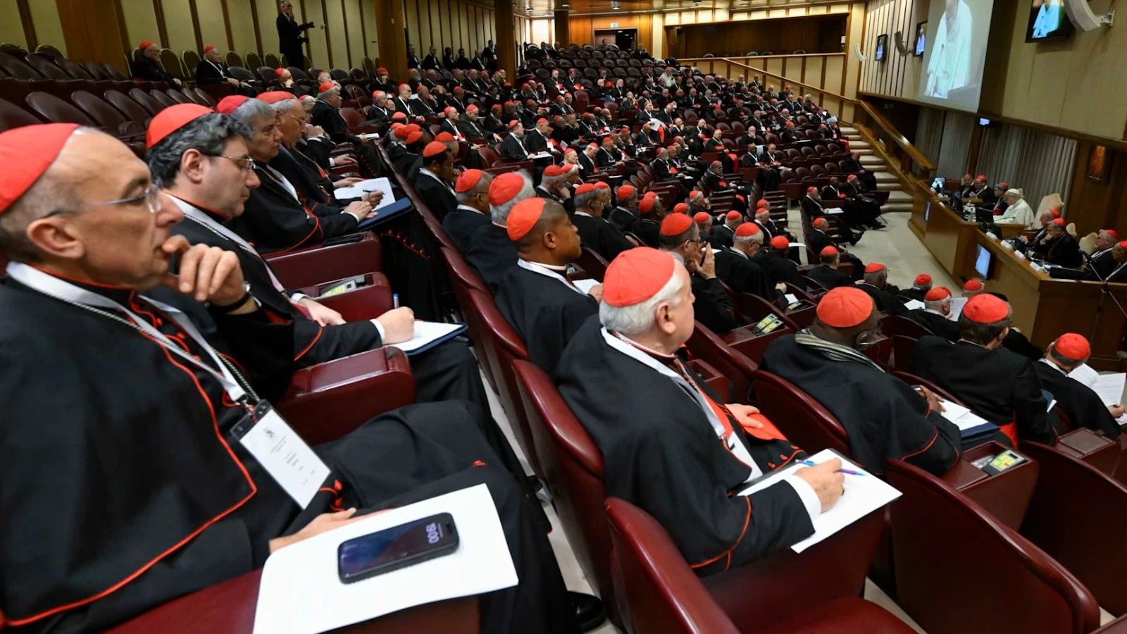 Tres cardenales de EE. UU. rechazan la guerra como instrumento político