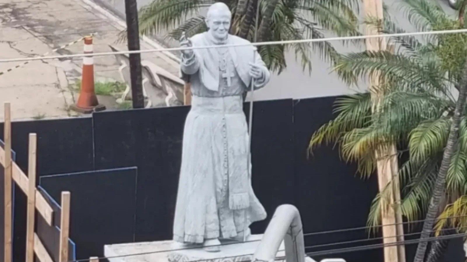 Brasil rinde homenaje a San Juan Pablo II con una imponente estatua