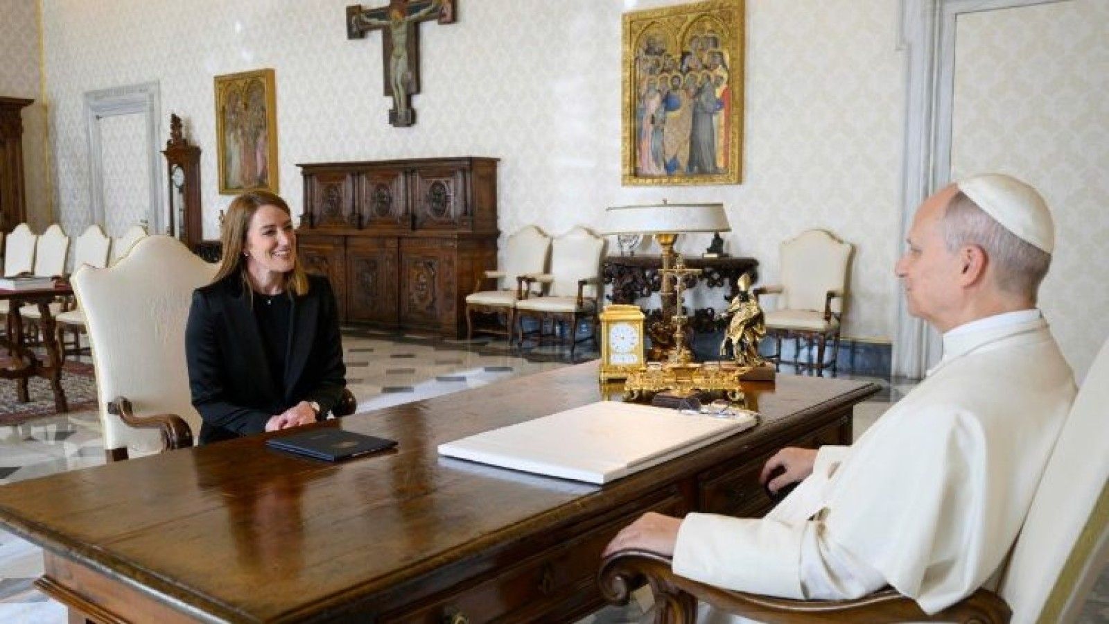 El Papa León XIV recibe en el Vaticano a la presidenta del Parlamento Europeo