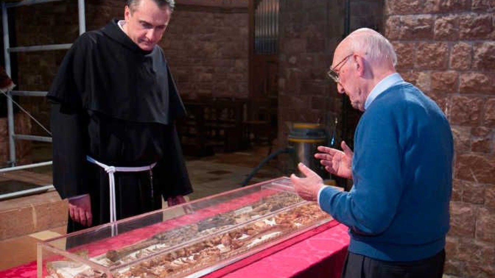 350.000 fieles se inscriben para venerar el cuerpo de San Francisco