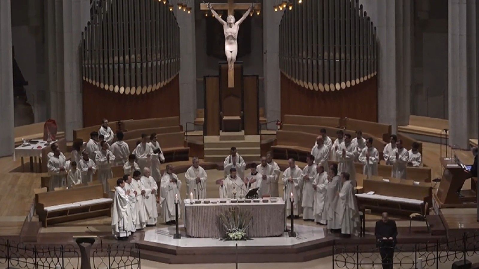 Más de mil jóvenes celebran los diez años de Effetà en la Sagrada Familia