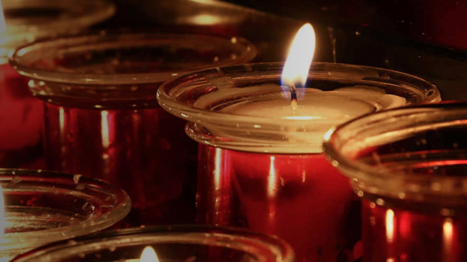 La catedral de Barcelona permite enviar intenciones en línea para la misa