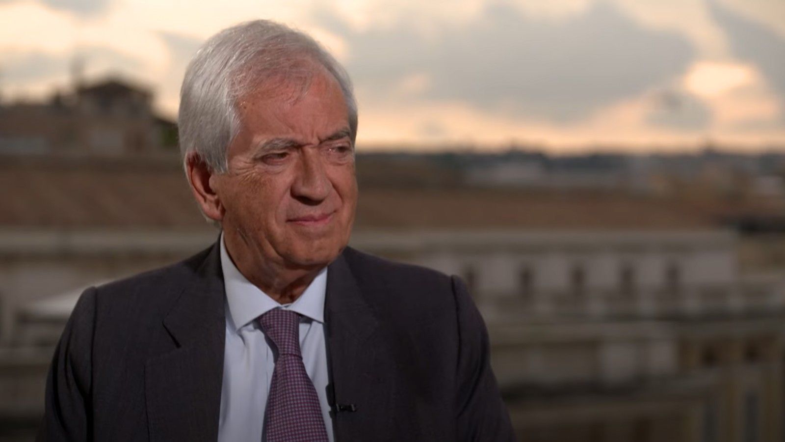 Milone afirma que aún desconoce las razones de su destitución como auditor del Vaticano