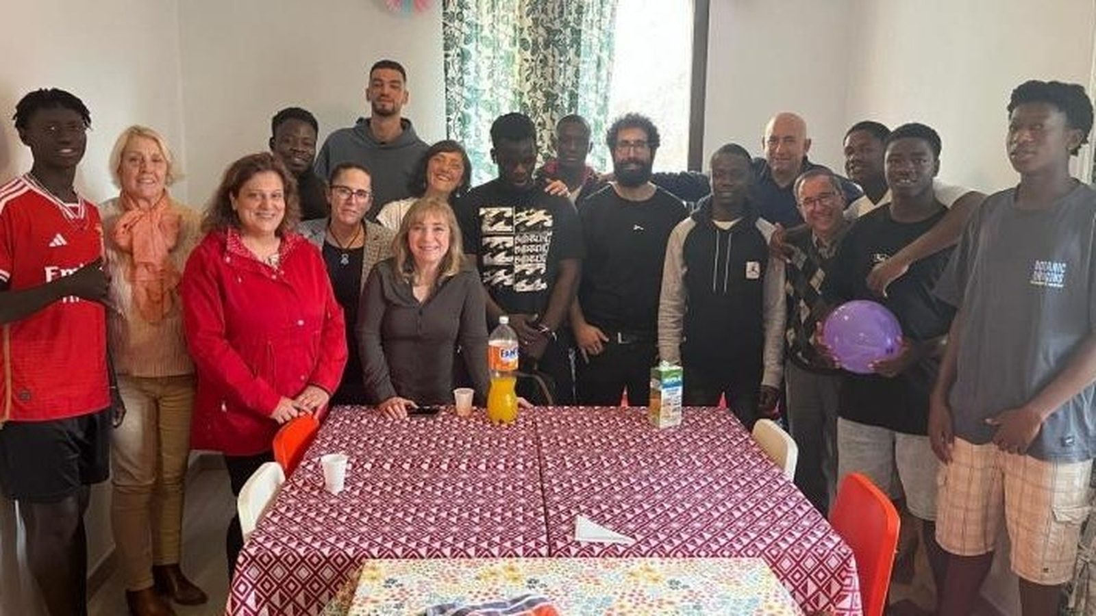 Cáritas acoge en Madrid a jóvenes inmigrantes llegados de Canarias
