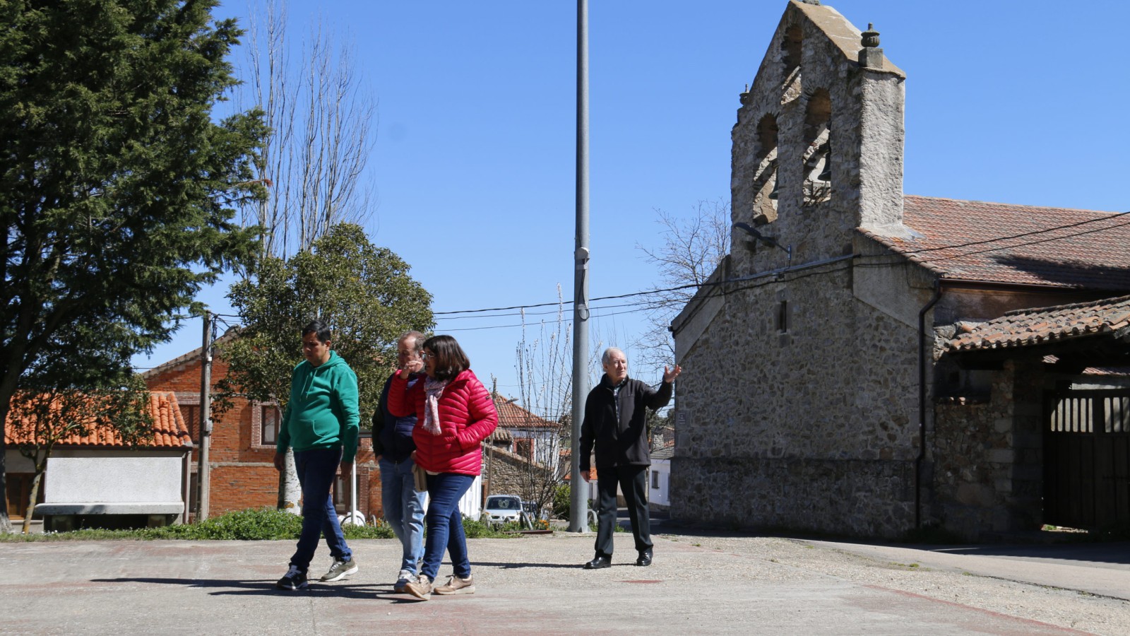 Repique de campanas en Carrascal del Obispo para preservar las tradiciones locales