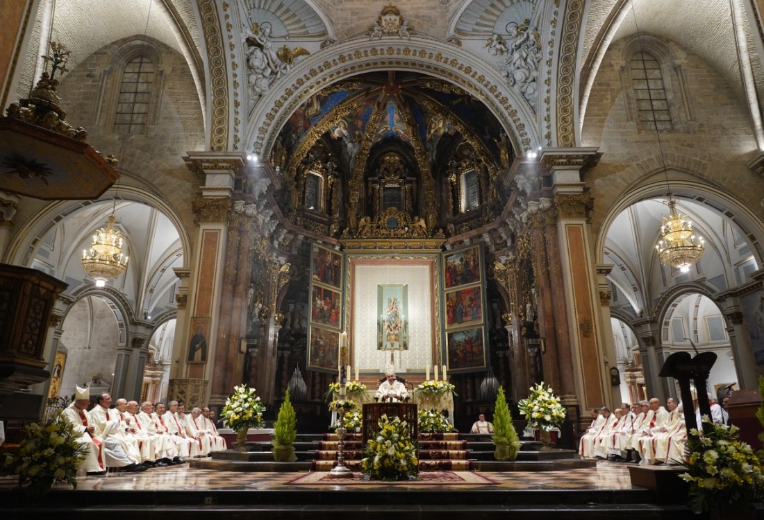 La Catedral acoge el Sábado Santo con el Oficio de las Lecturas y la Vigilia Pascual