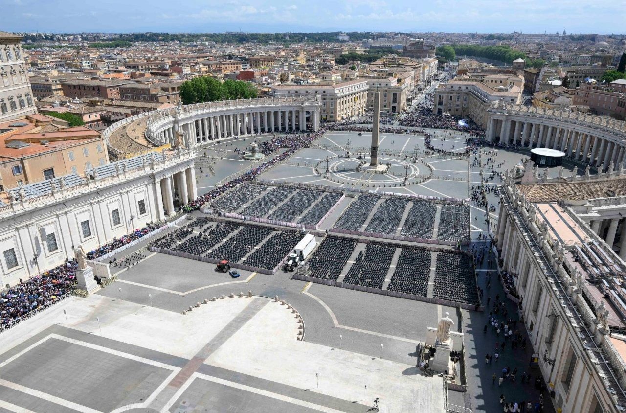 Radio Vaticano y Vatican News transmitirán las exequias del Papa Francisco en 15 idiomas