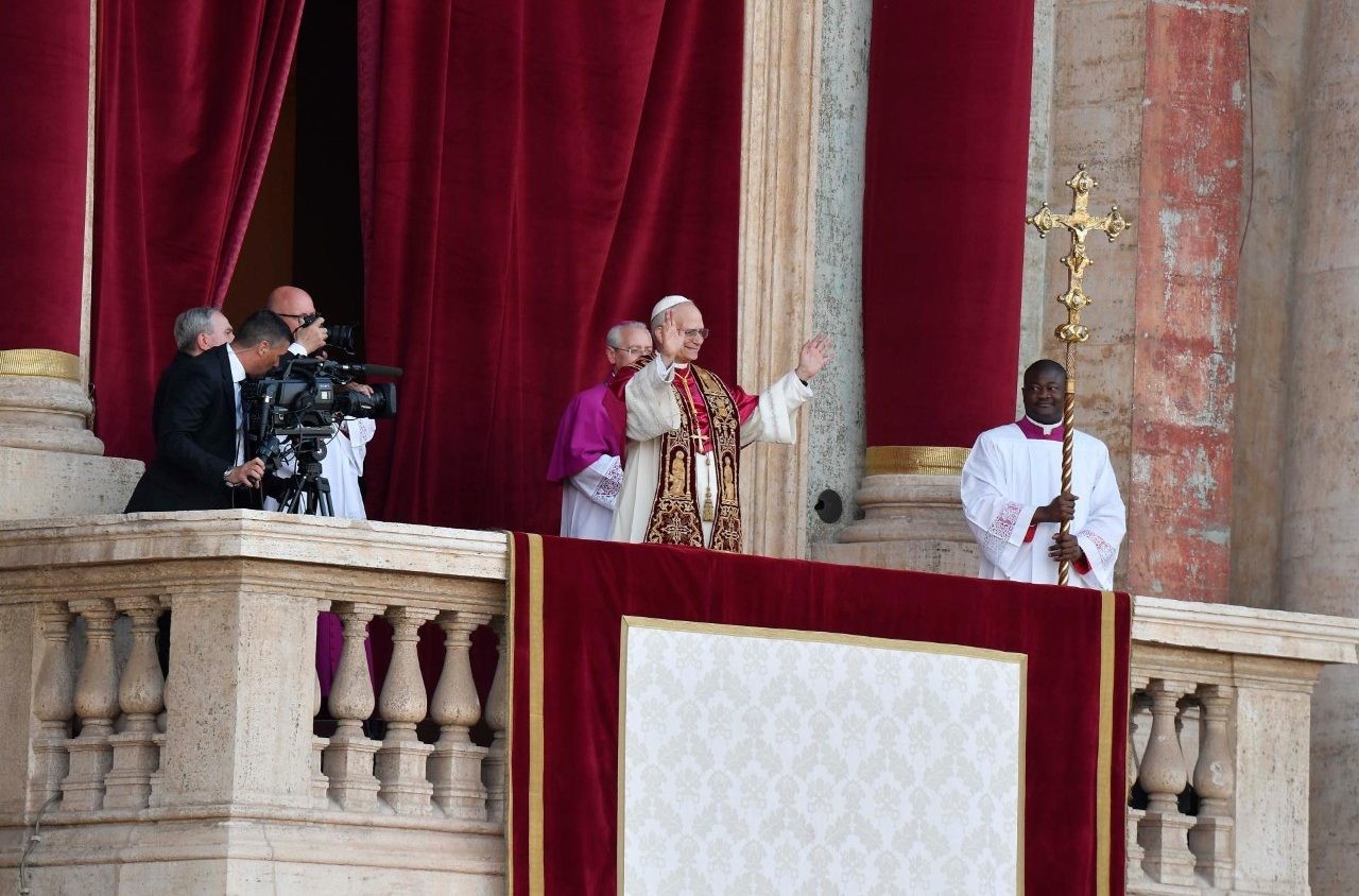 El arzobispo Balestrero envía buenos deseos al Papa León XIV por su pontificado