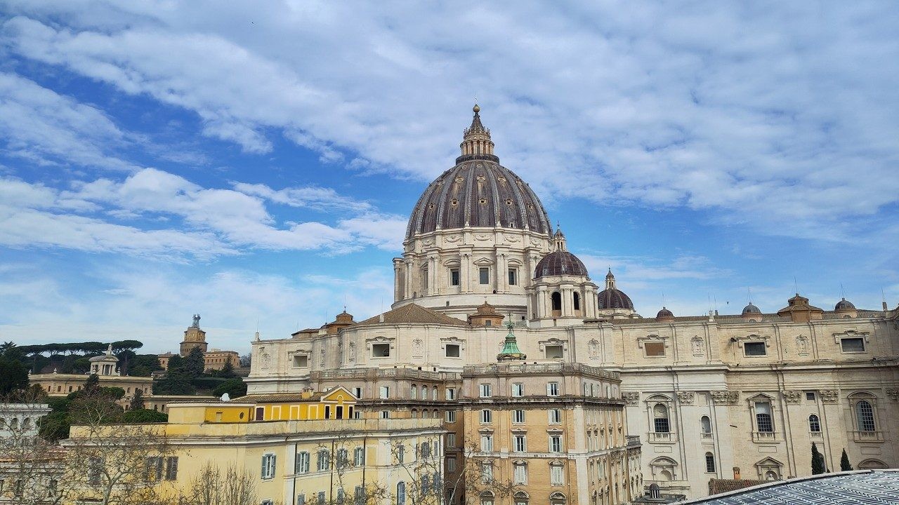 El Vaticano lanza un nuevo portal para filatelia y numismática en julio