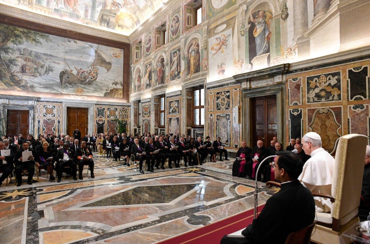 El Papa León XIV recibe a los embajadores para promover la justicia, la paz y la verdad