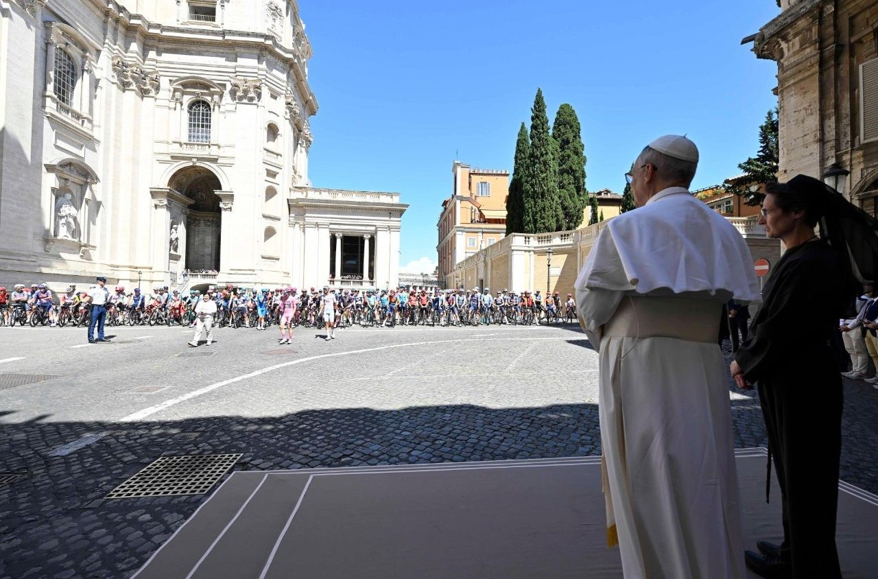 El Papa León XIV destaca el ejemplo de los ciclistas del Giro d'Italia