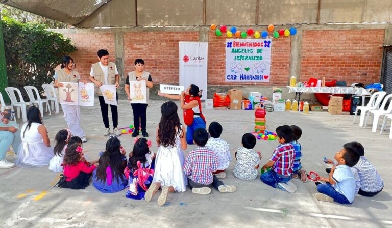 El programa Ángeles de Esperanza transforma vidas de niños en abandono