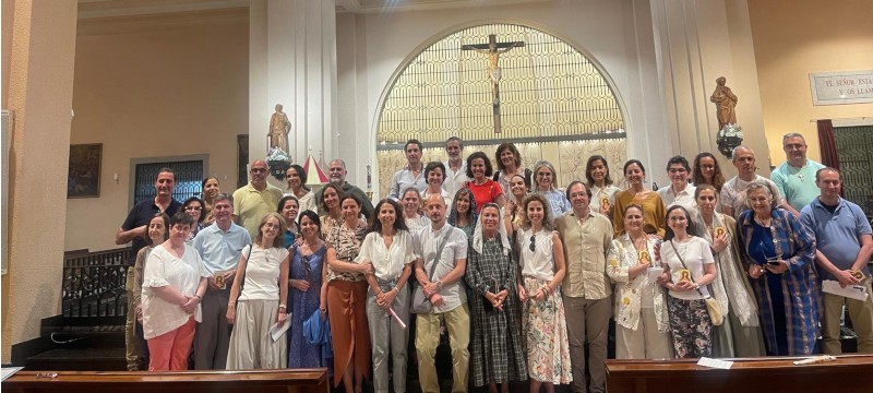 80 fieles se consagran al Sagrado Corazón en la catedral de Getafe