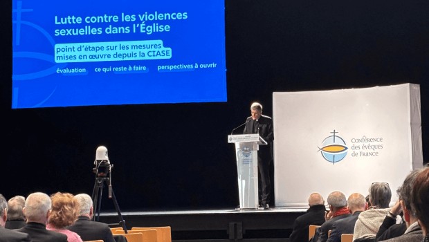 Los obispos franceses evalúan en Lourdes medidas contra los abusos en la Iglesia