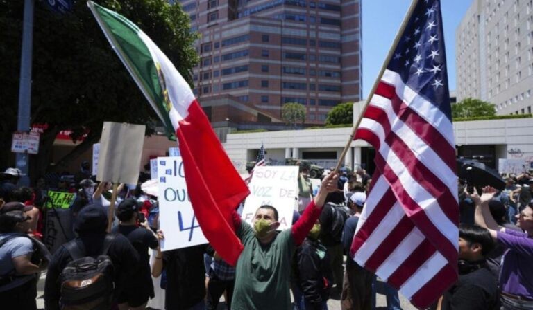 El arzobispo de Monterrey insta a un trato humano para los migrantes en EE. UU.
