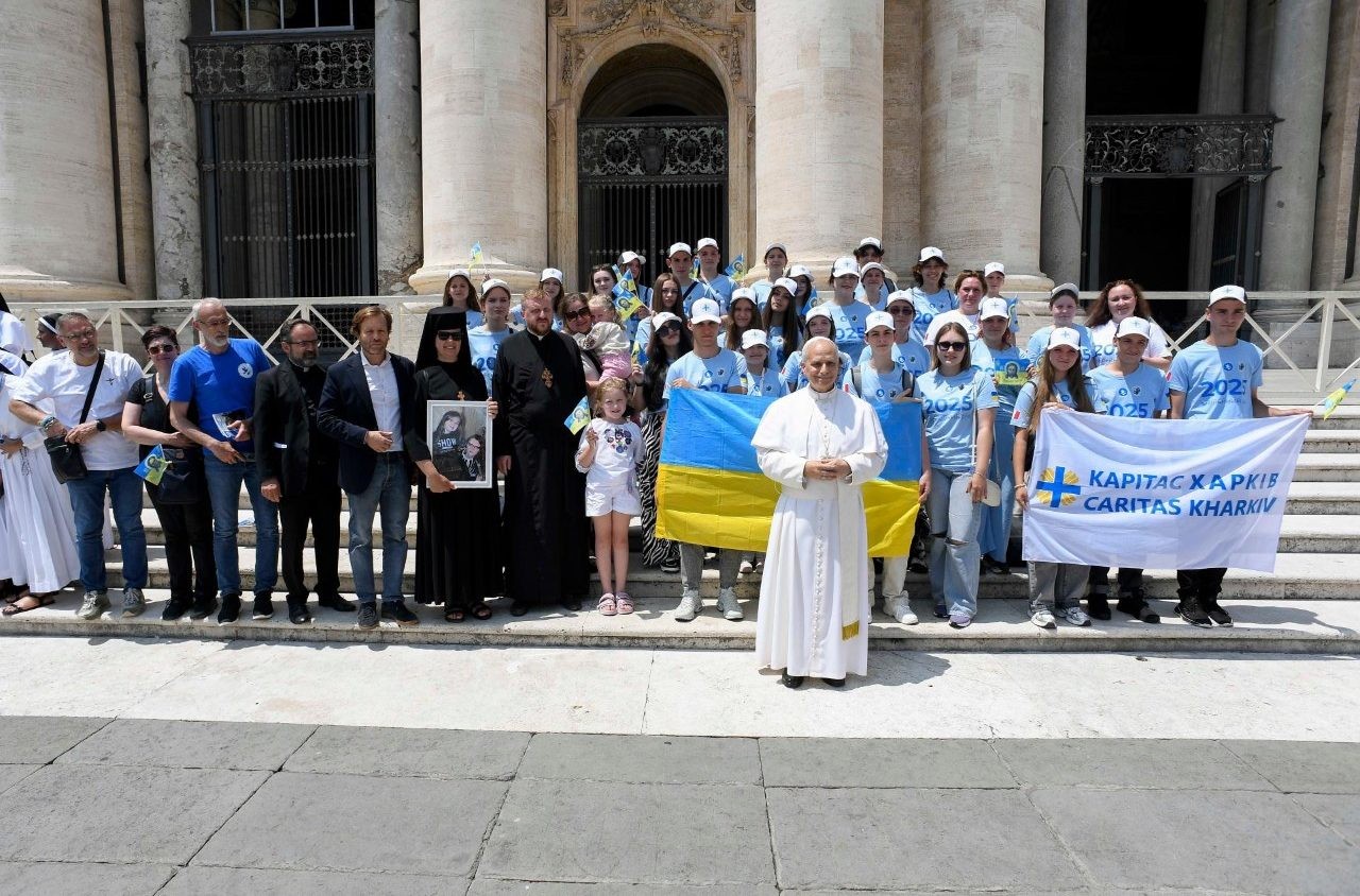 El Papa León XIV recibe a jóvenes ucranianos en la audiencia general