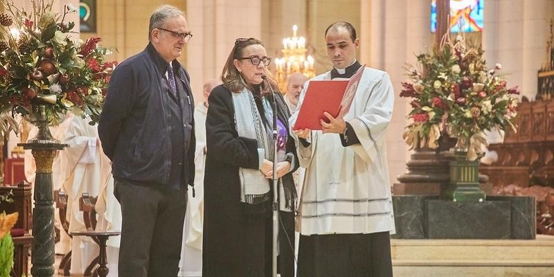 El cardenal Cobo celebrará una Misa en la Almudena para conmemorar bodas de oro y plata de casi 50 matrimonios