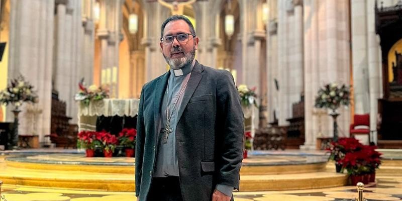 El obispo auxiliar de Madrid preside una misa en la Basílica de la Concepción
