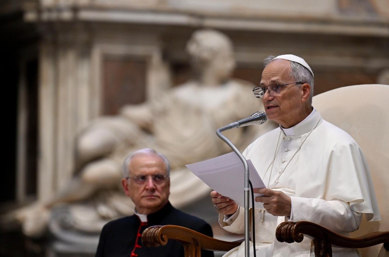 El Papa León XIV habla a los Obispos sobre celibato y castidad