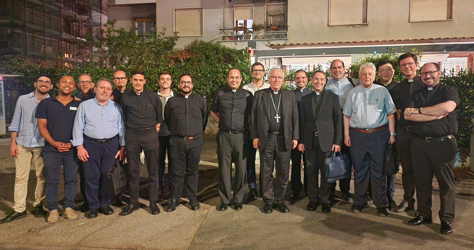 El Papa León XIV anima a seminaristas sevillanos en el Jubileo de Roma